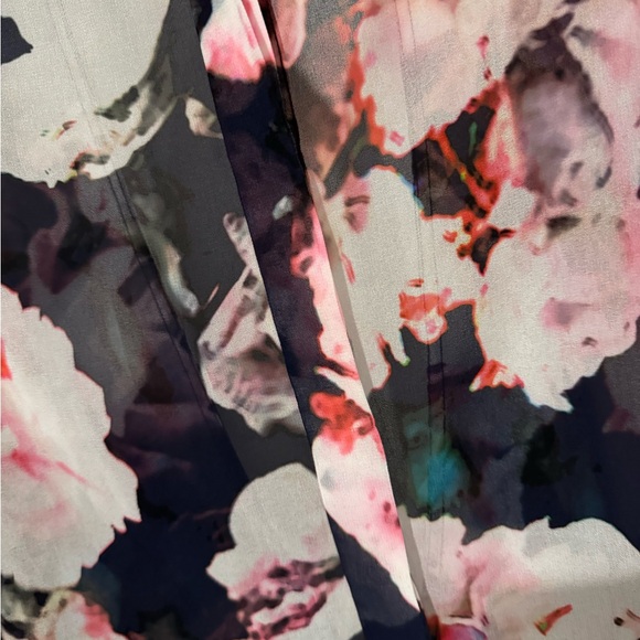 2/$20 Finders Keepers Floral Button-Up Blouse - Pink and Black sheer size M - Picture 2 of 7